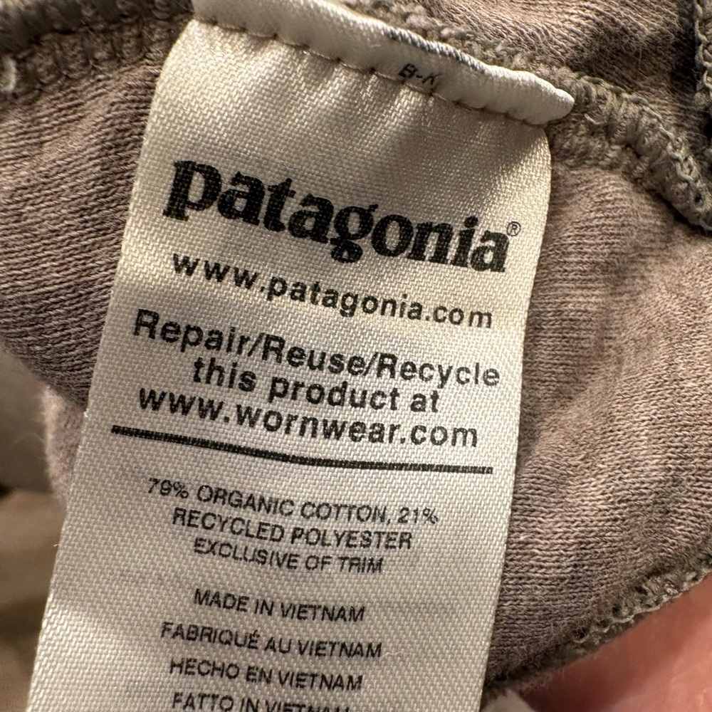 Patagonia Organic Cotton Sweatshirt in Taupe size XS VGUC super cozy! - Picture 4 of 4